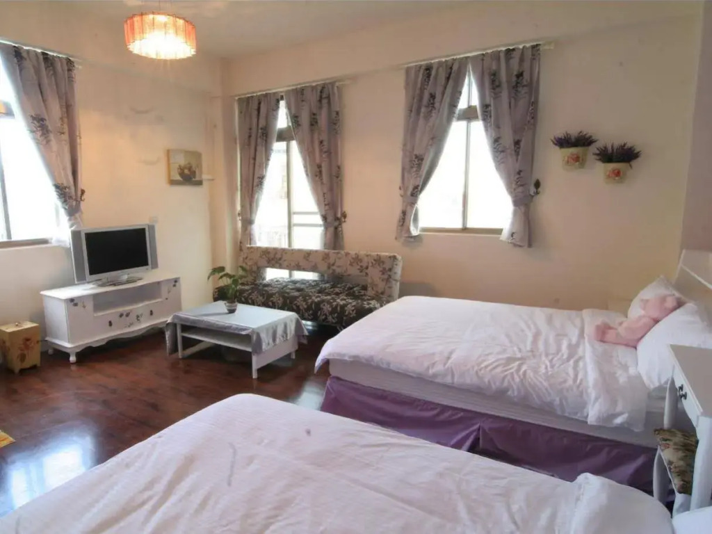 19 Wuu Wuu Guest House