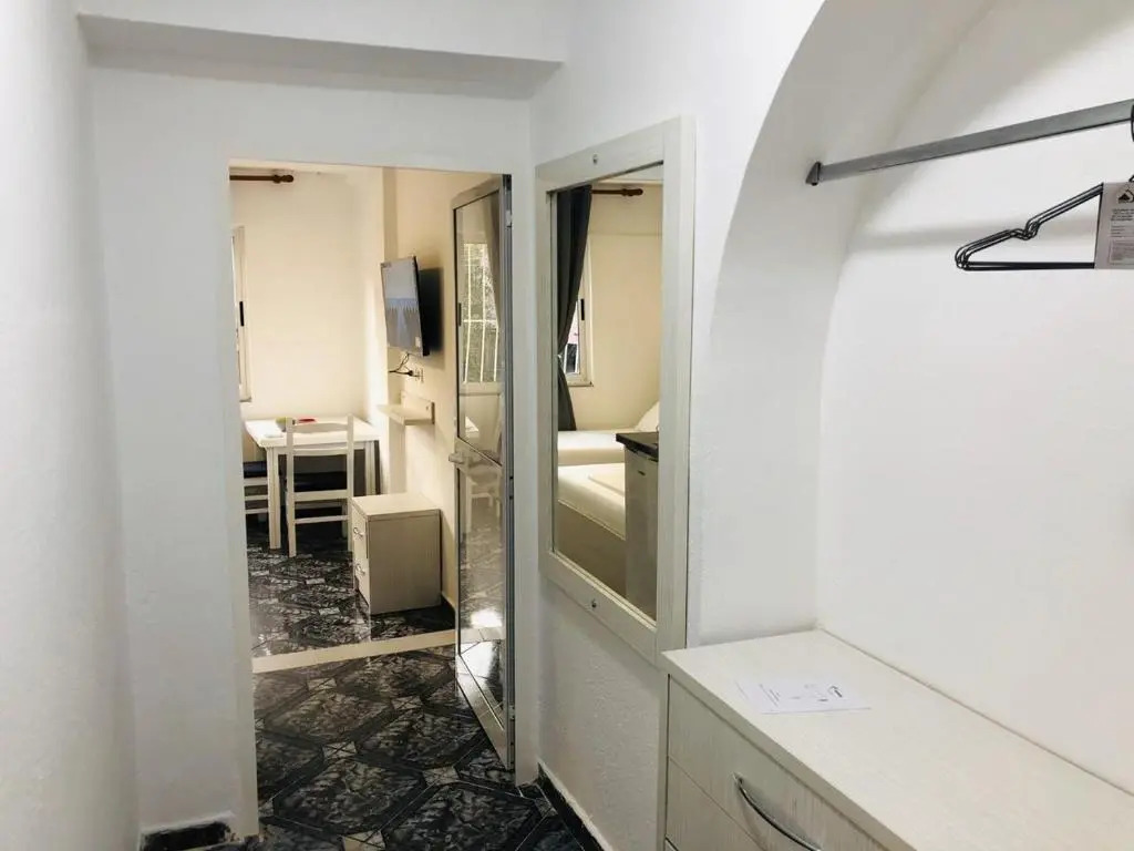 City Rooms and Studio Apartments