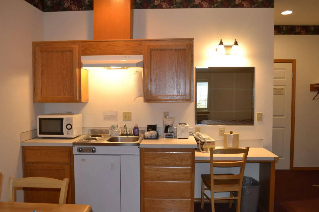 Anaco Bay Inn
