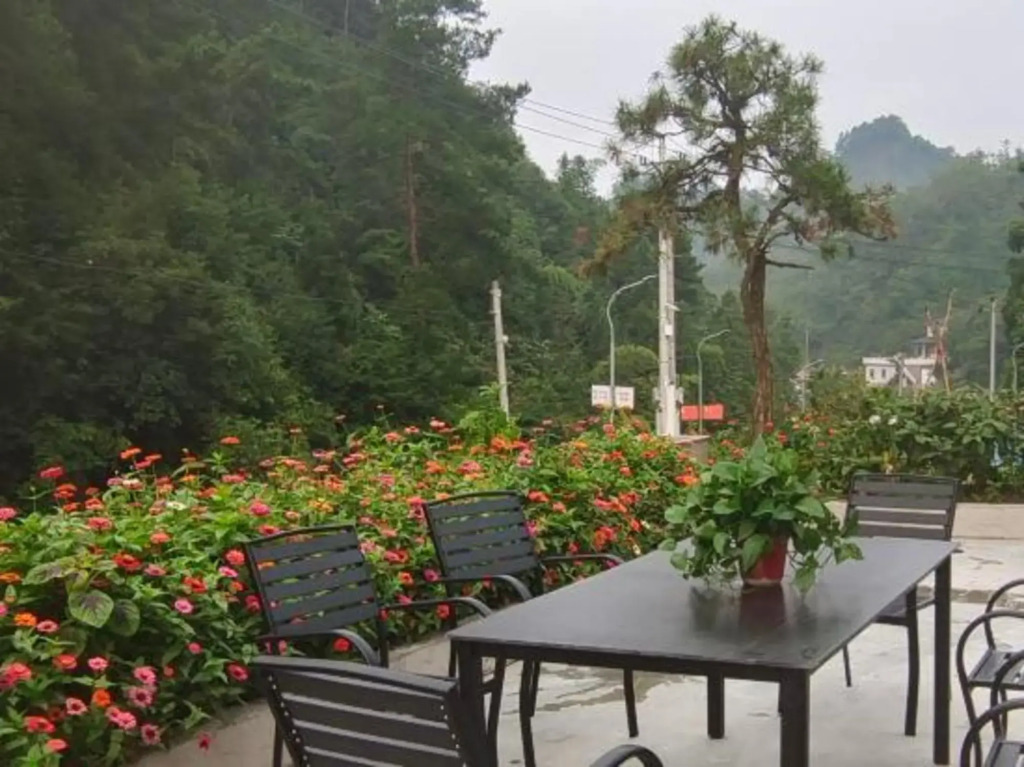 Yunjian Xiangsu Inn