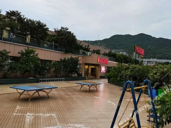 Yatai Hotel