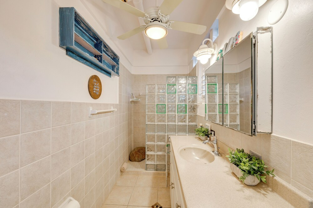 Tortola Adventure Villa: Private Ocean-View Pool