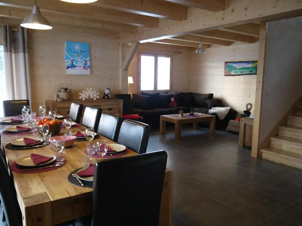 Chalet pour 10 pers. avec vue sur Aravis, animaux admis, parking - FR-1-467-71