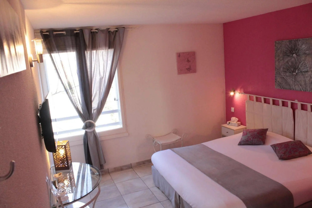 Logis Hôtel Les Grenadines