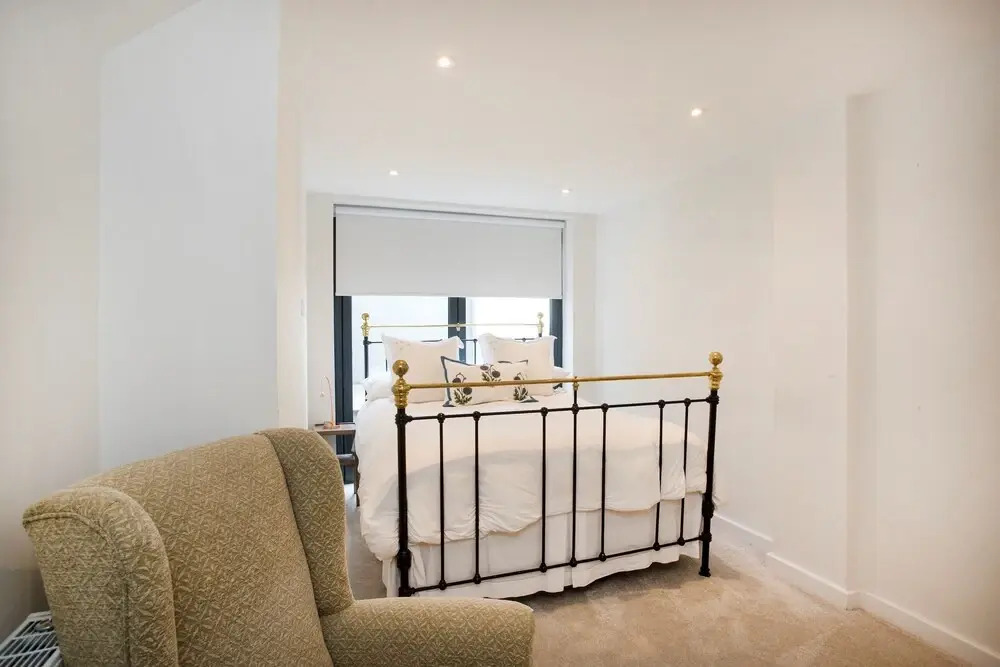 Contemporary and Bright 3 Bedroom House in a Residential Area of Clapham
