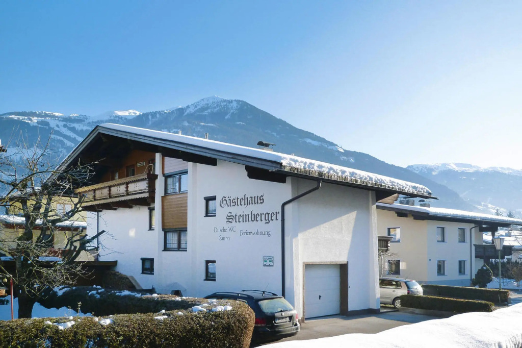 Apartment in Fugen With Parking Space