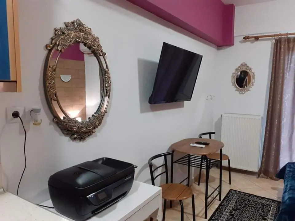 G M 6 ROOMS KENTRO in the heart of the city