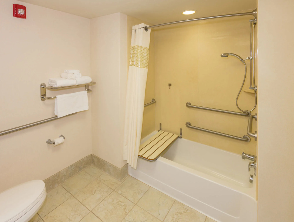 Hampton Inn and Suites Hartford/Farmington