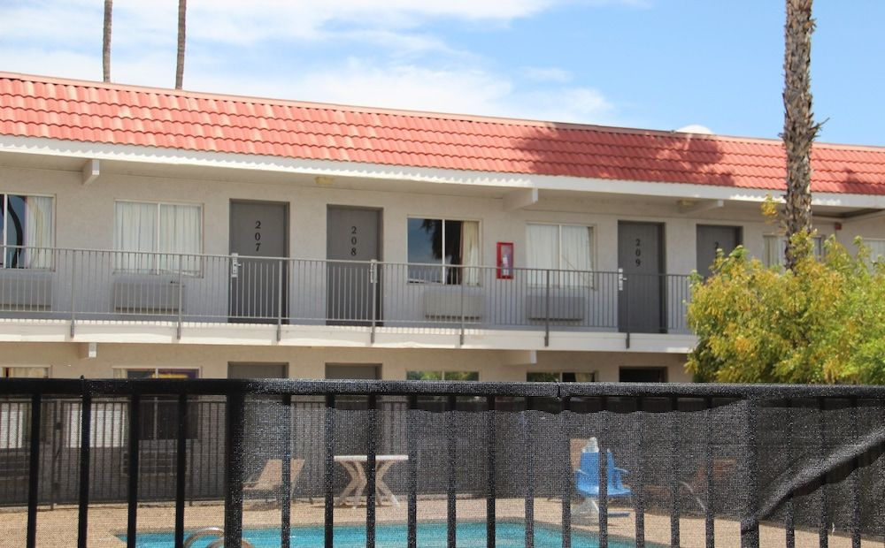 Minsk Hotels - Extended Stay, I-10 Tucson Airport