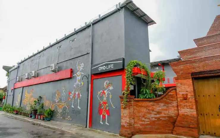 OYO Life 2615 Menik Jaya Margobawero