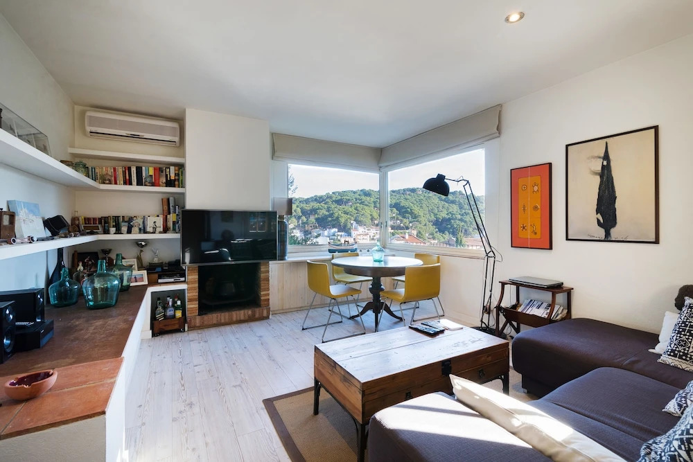 Bohemian villa con piscina privada en Playa Tamariu