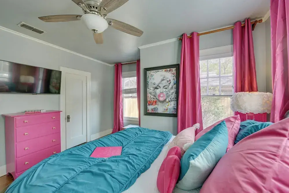 The Pink Azalea - Tyler Home w/ Yard + Patio