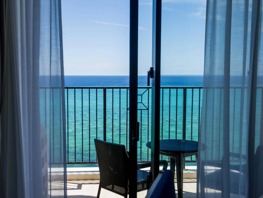 Hotel Monterey Okinawa Spa & Resort