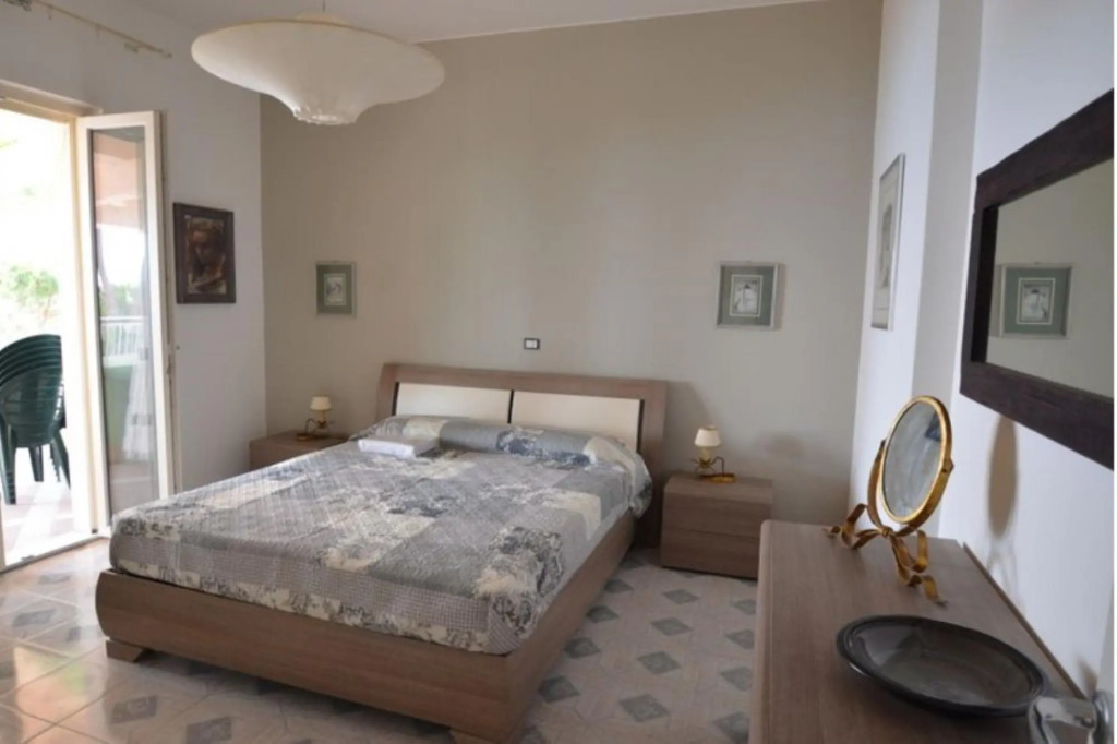 Four rooms with two bathrooms, 6 + 1ps. 450 mt. sea. Fantastic view.-RINA V.
