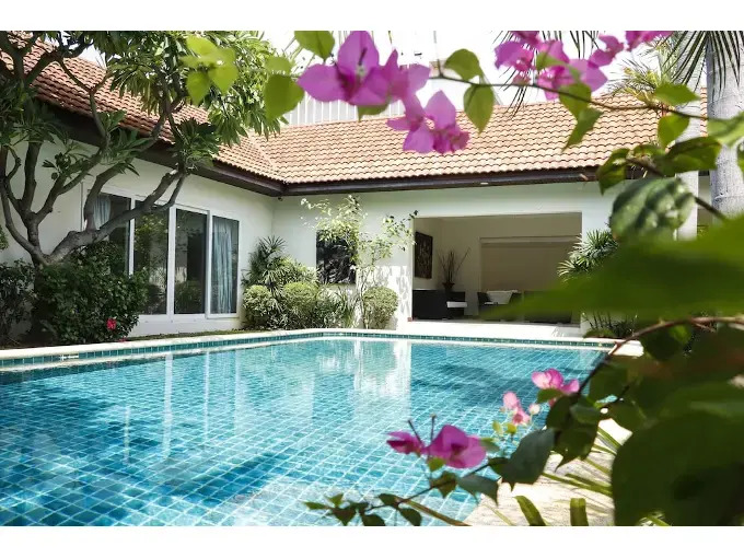 Luxury Private Villa with Pool Jomtien Beach