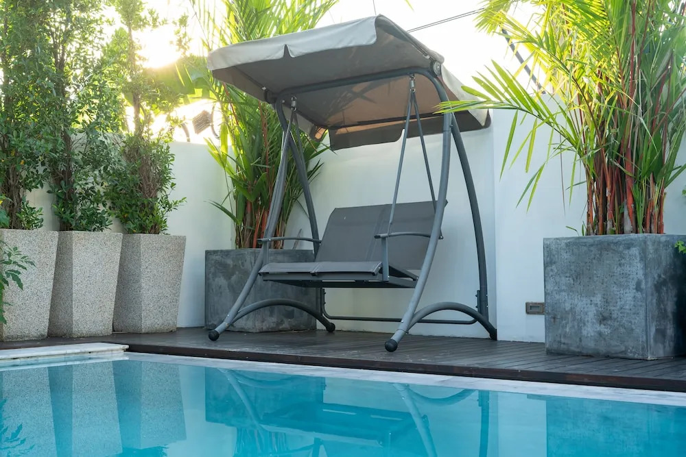 Tropical Pool Villa With Private Rooftop