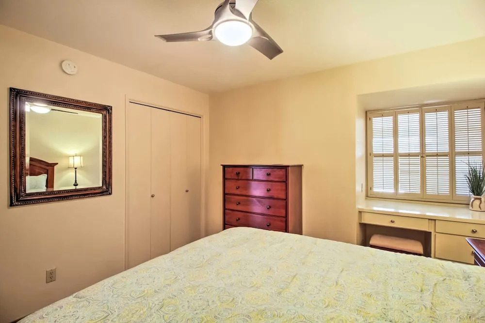 Ideal Getaway w/ Patio & Pool Access - Near Hiking