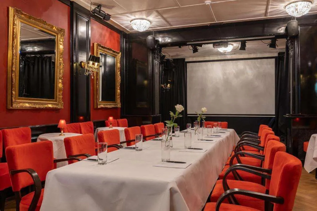 Apollofirst Boutique Hotel