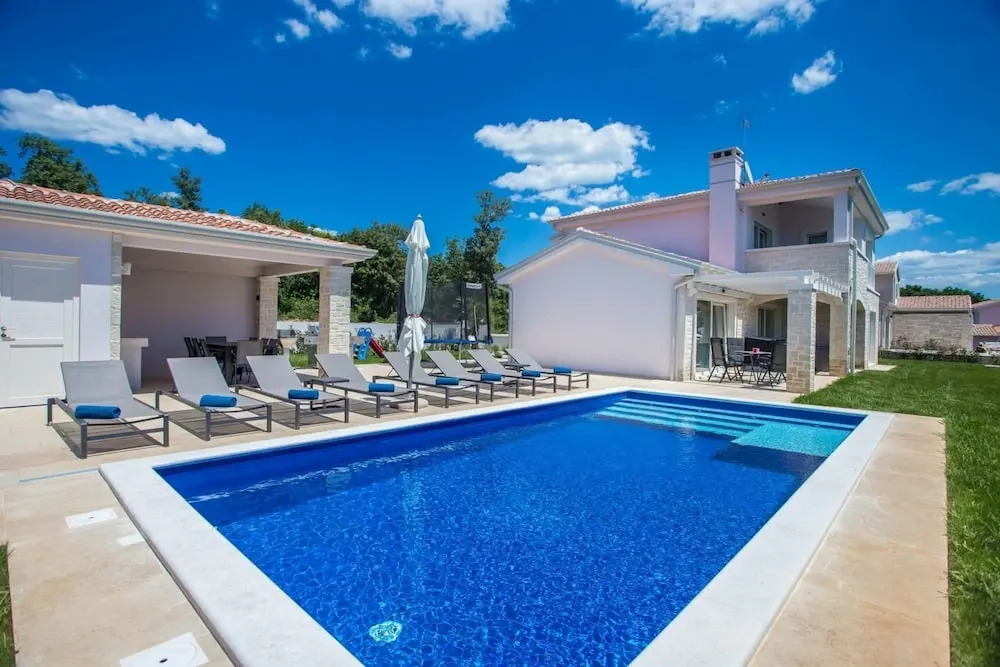 Villa Nikolas by aneo travel