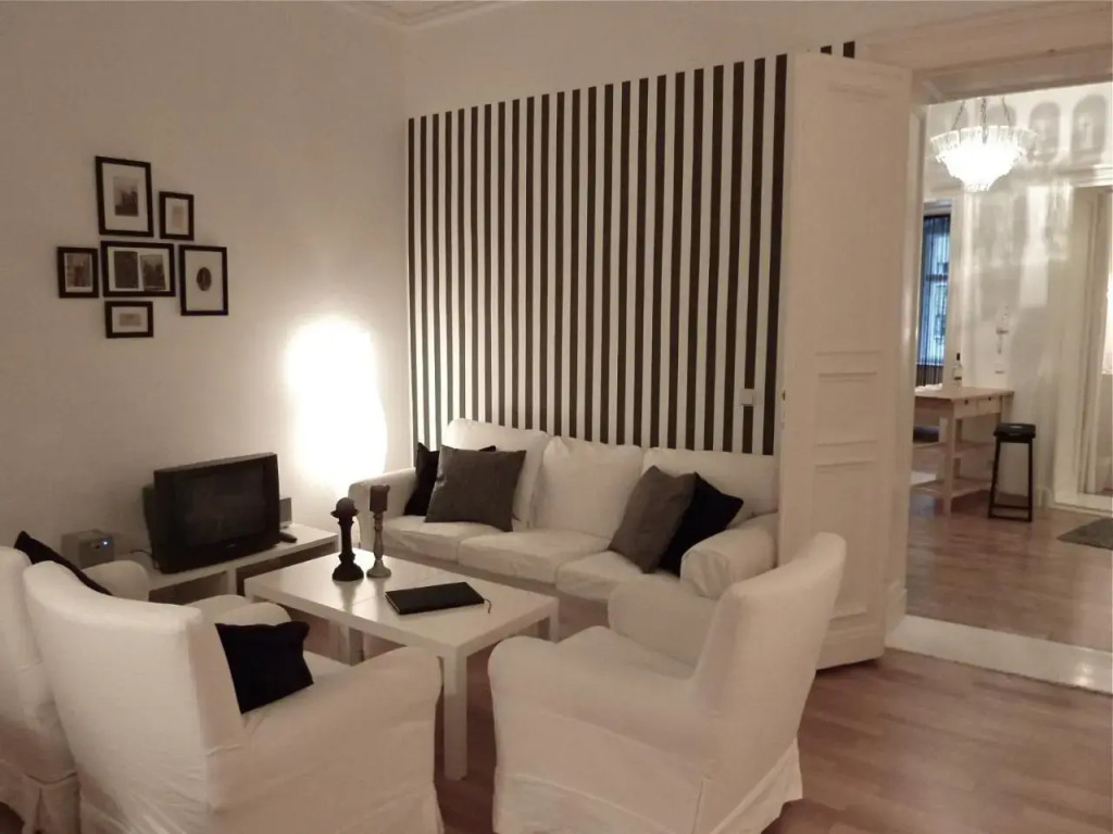 Apartment25