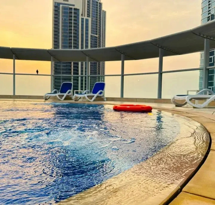Квартира Luxry Full Marina View & RoofTop Pool