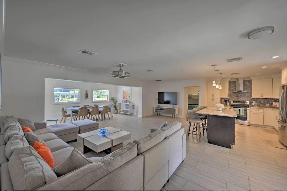 Pool, Dock, Game Room: Cape Coral Canal Home