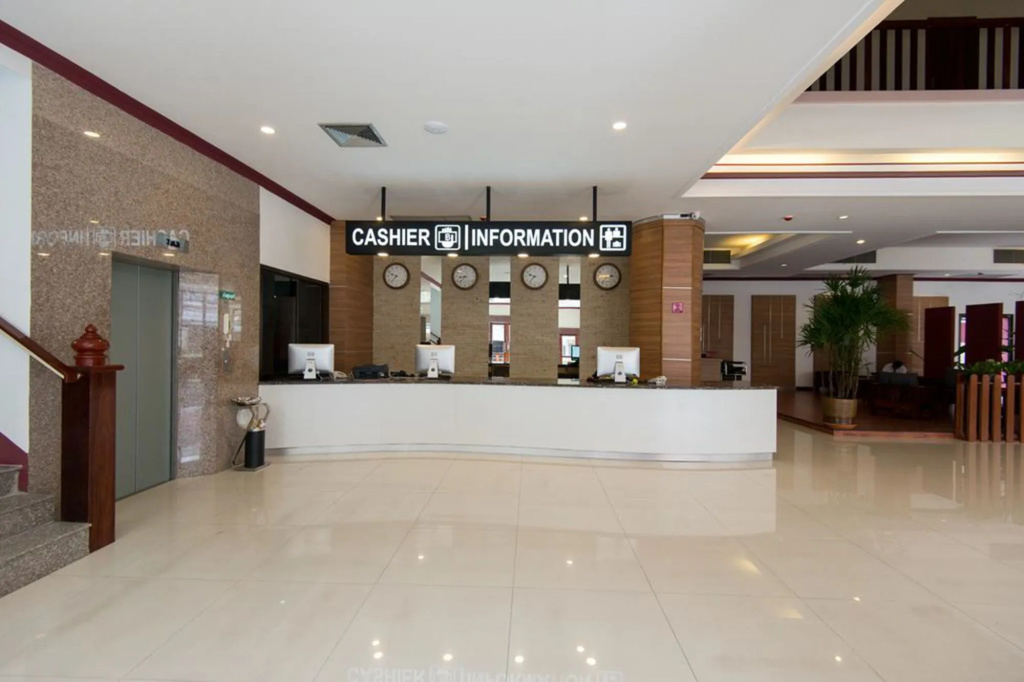 The President Hotel at Chokchai 4