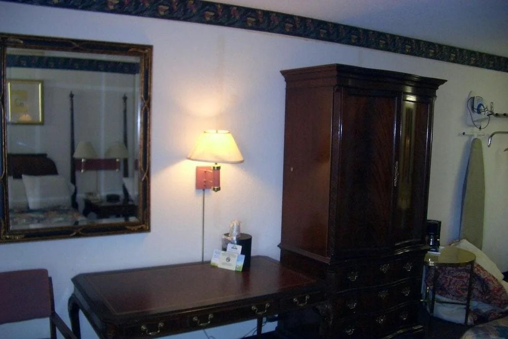 Regency Inn of Naperville