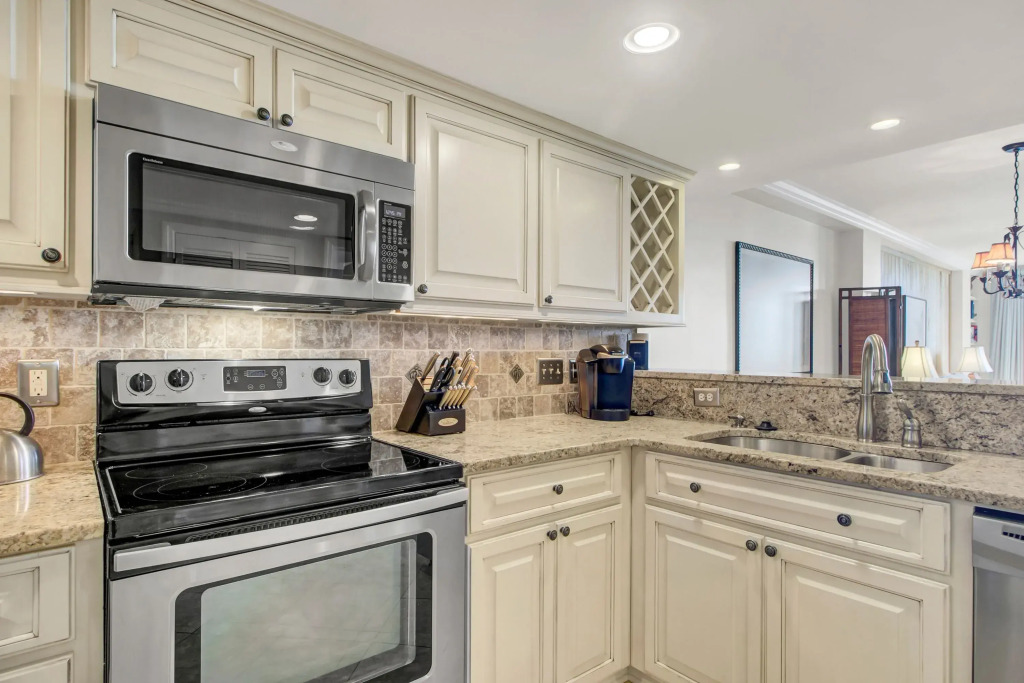 309 B Shipwatch by Avantstay Community Pool Access!