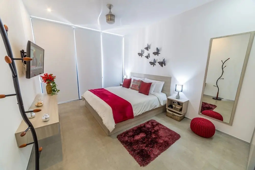 Mtc1115-menesse The City 1 1 Bedroom 1 Bathroom Condo