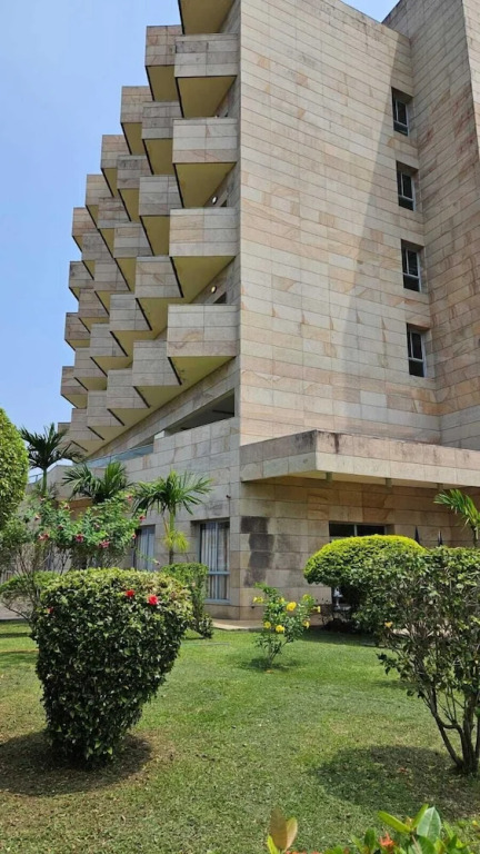 La Paz Hotel