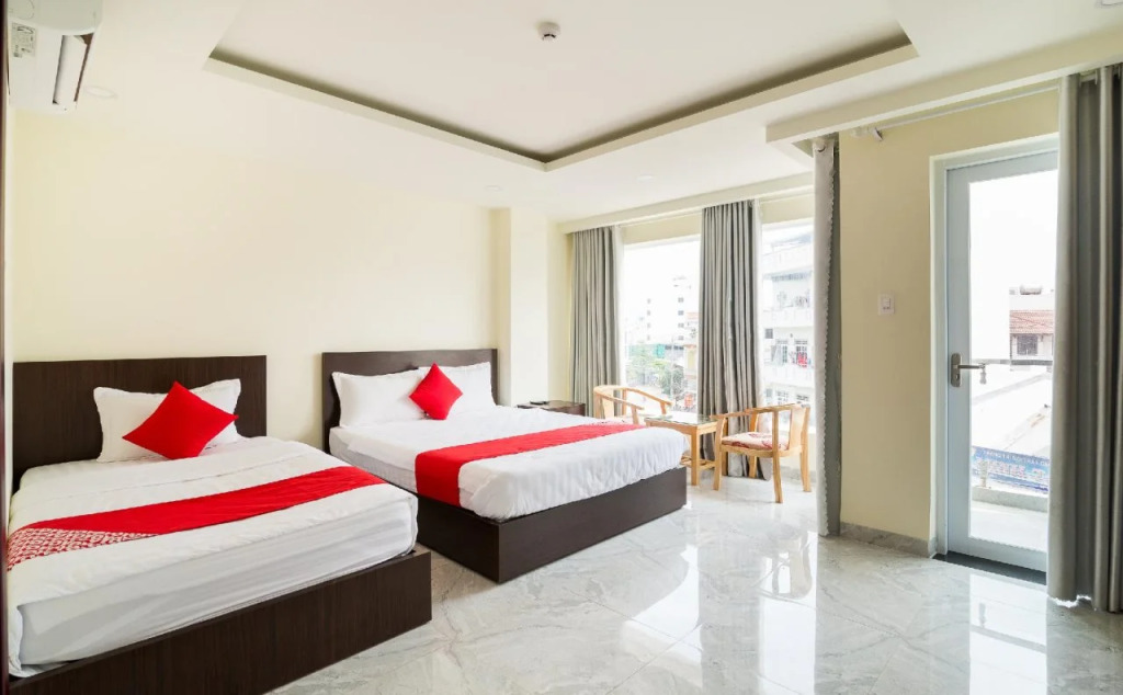 374 Hotel by OYO Rooms