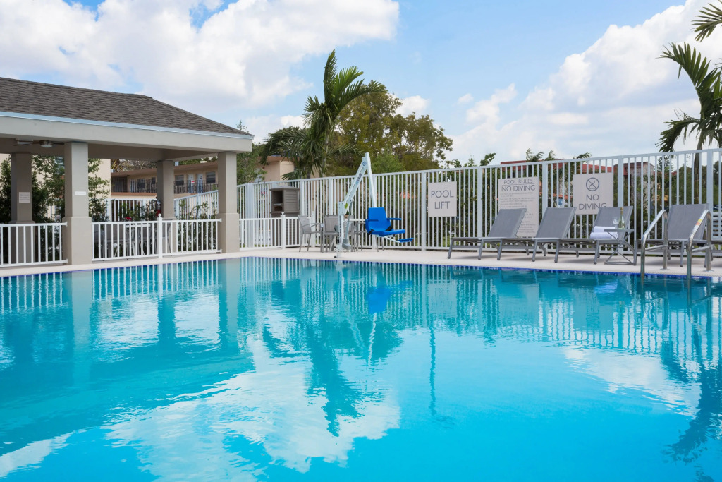 Candlewood Suites Miami Intl Airport - 36th St by IHG