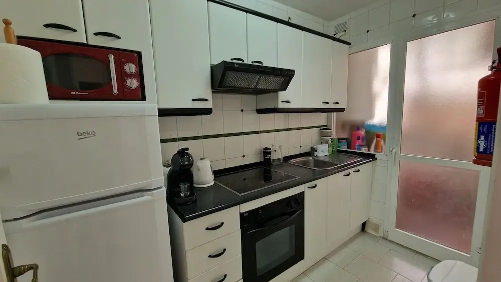 Sunny Seaside Retreat in Calahonda, sea View, Pool