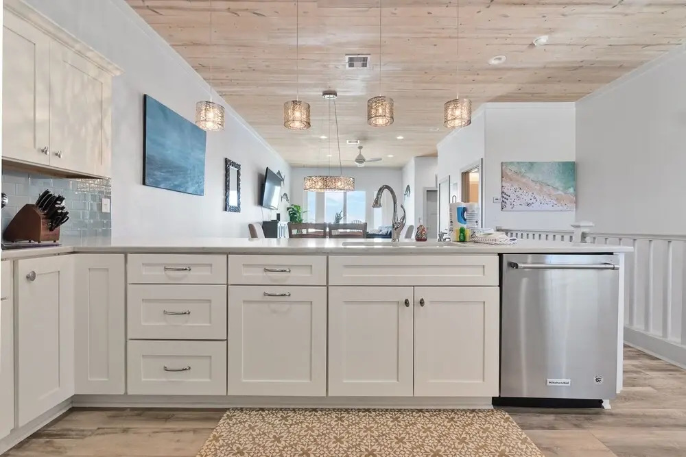 Casa De Playa Del Rey Imc4 3 Bedroom Condo by Redawning