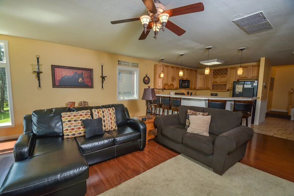 Creeks Edge 3 Bedroom House