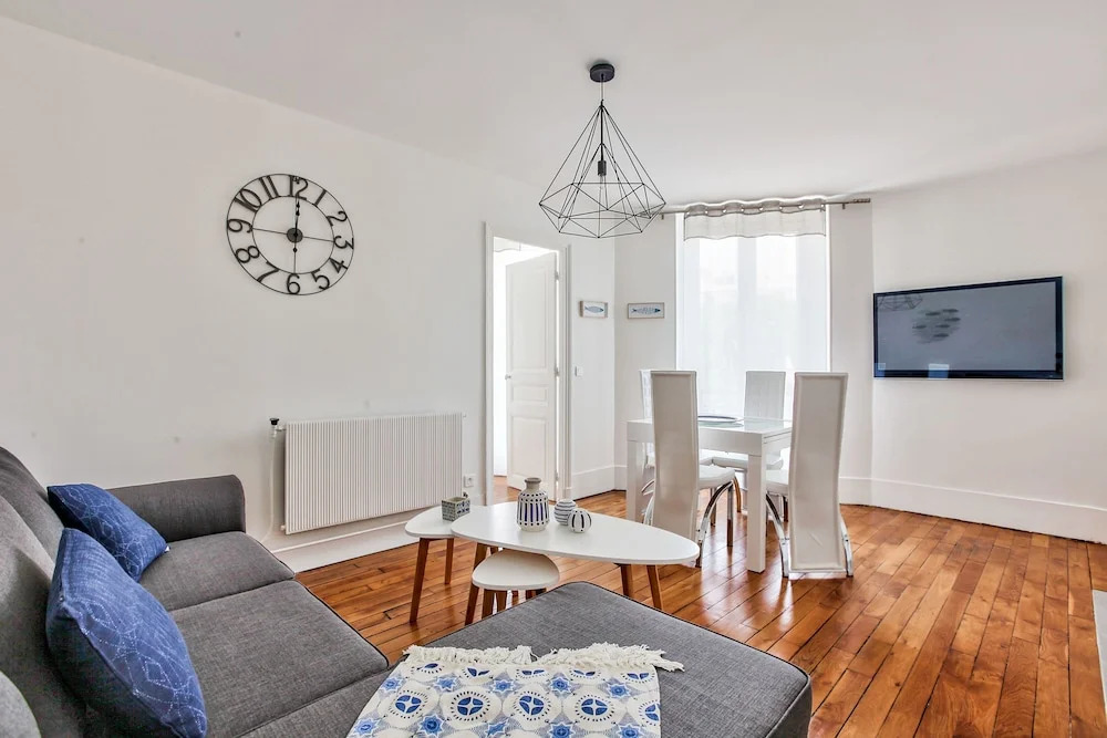 49 Pretty Flat In Menilmontant