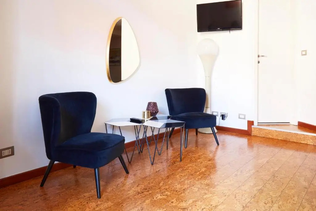 Stellar 70 Style Studio with Terrace-Heart of Milan