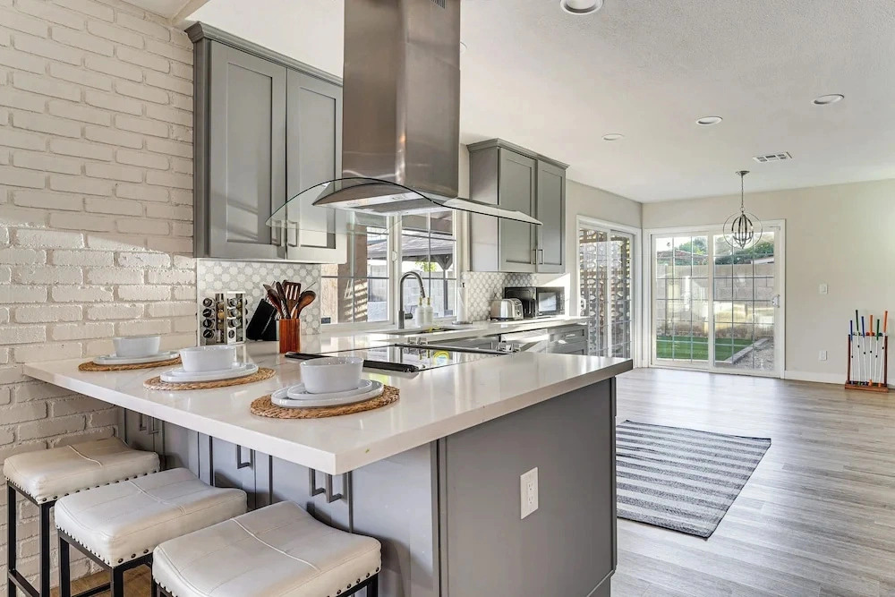 Spacious Phoenix Oasis w/ Pool & Game Room