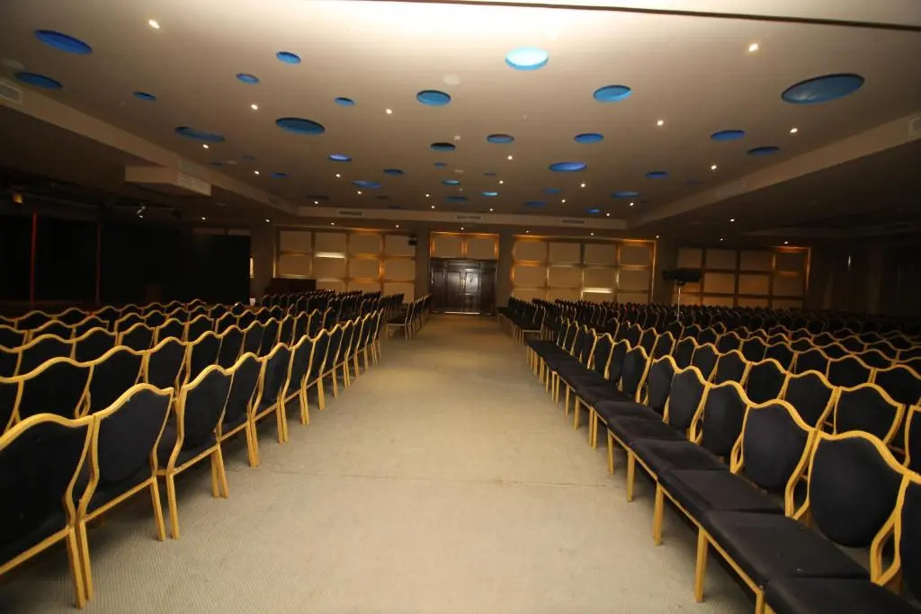 Tamra Beach Resort