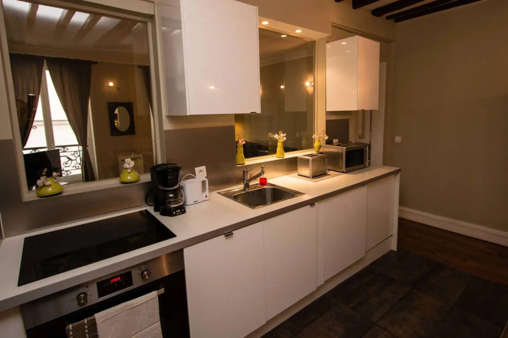 Montorgueil Apartment