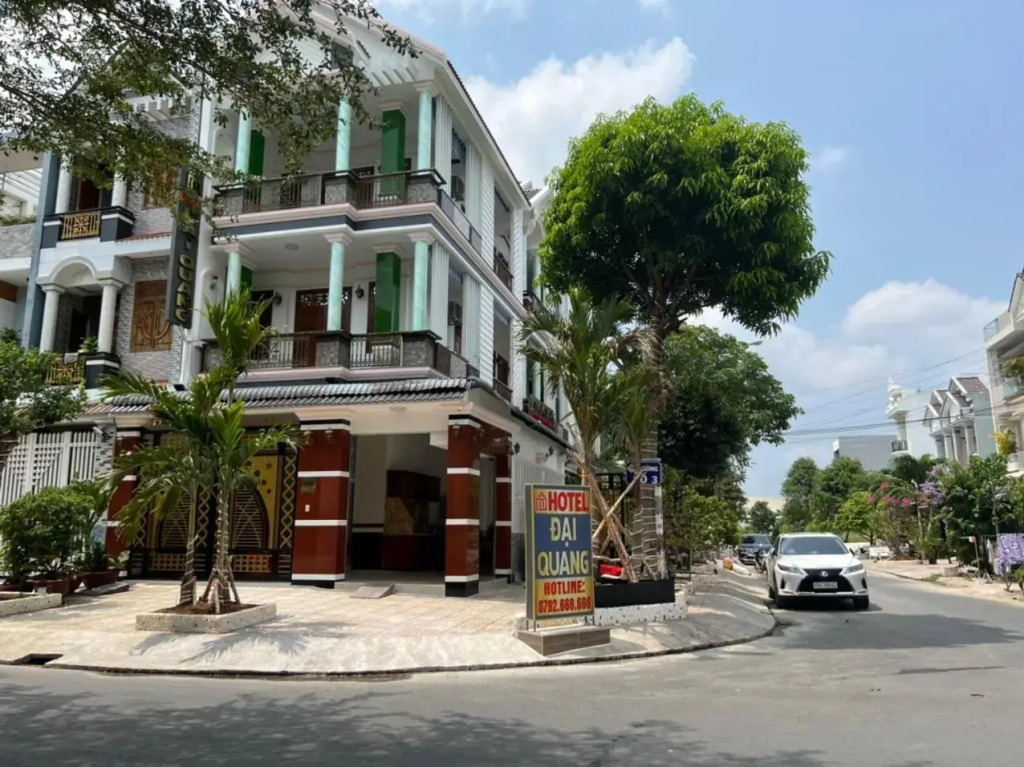 Đại Quang Hotel