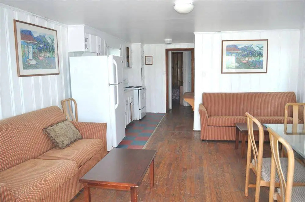 South Wind Apartments