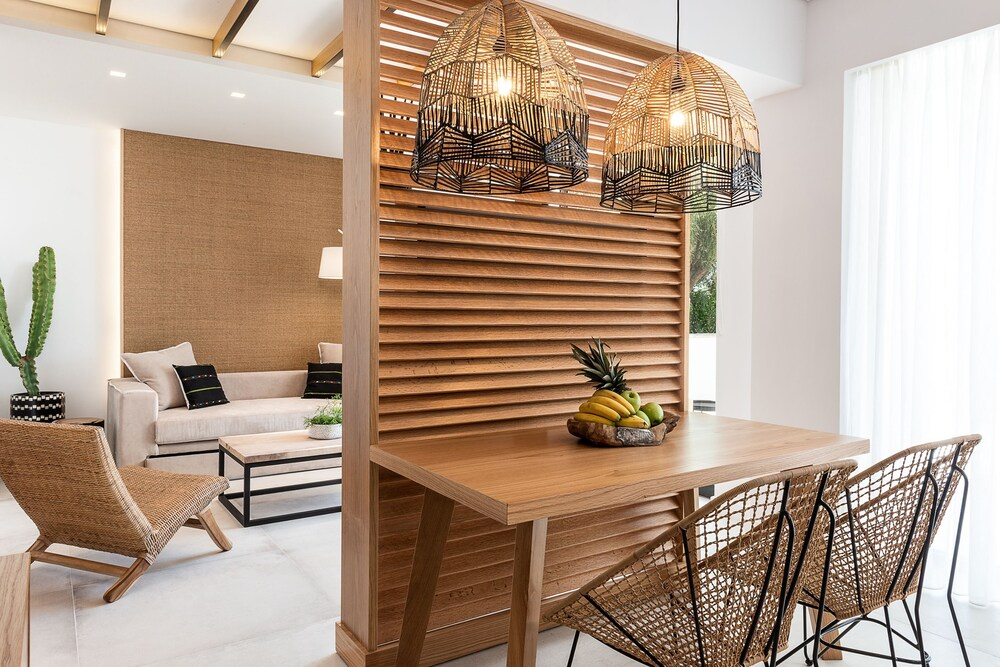 Blue Island Luxury Apartment