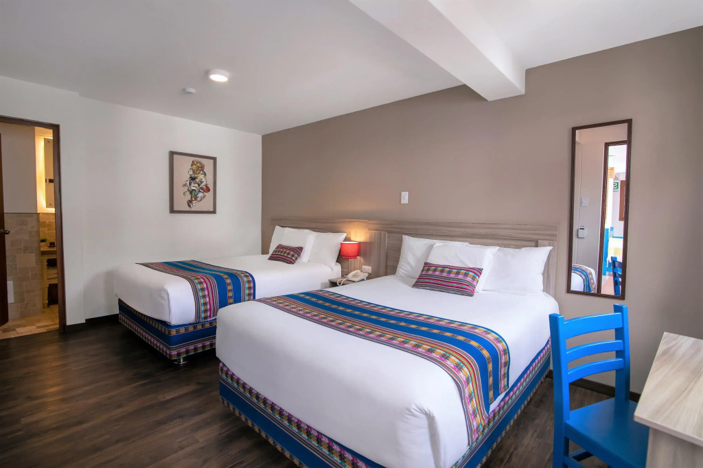 Atoq San Blas Hotel