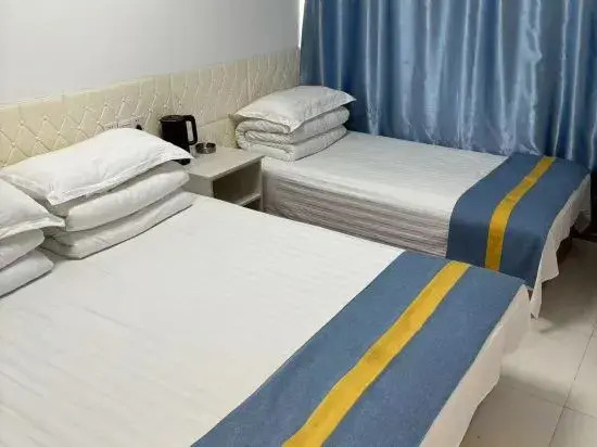 Lingshi Cave Hotel