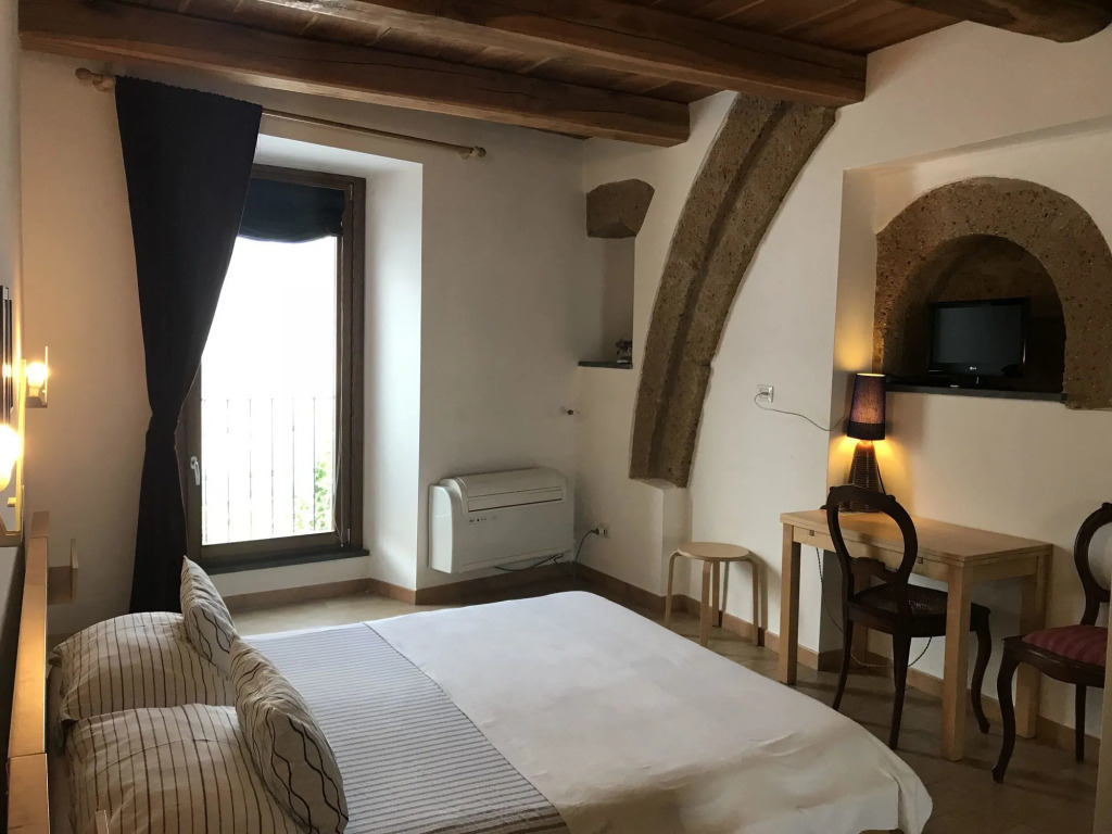 La Casa Di Tufo