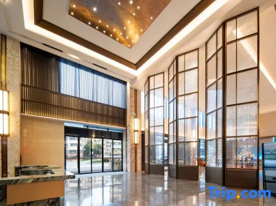 Rezen Hotel