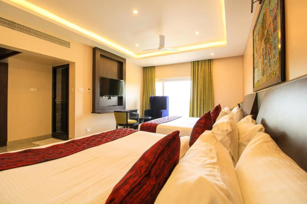 White Pearl Residency