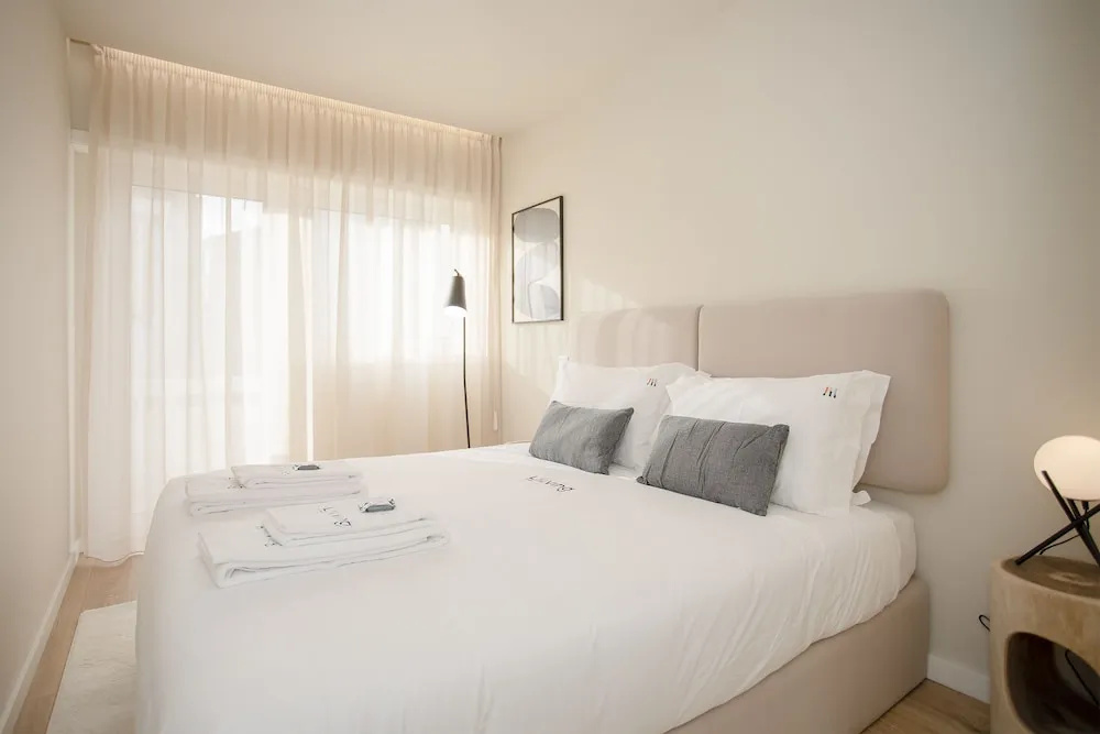 Liiiving in Porto-Uptown Pearl Apartment